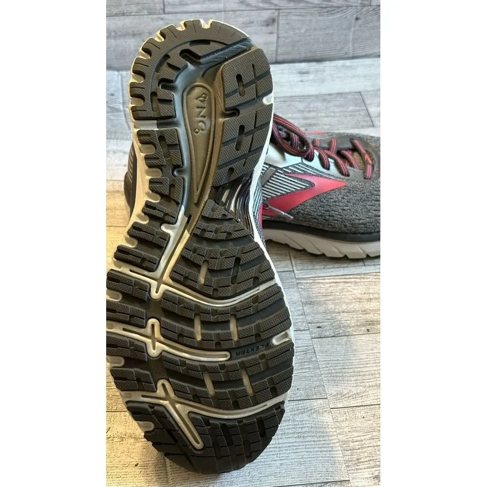 Brooks up sale